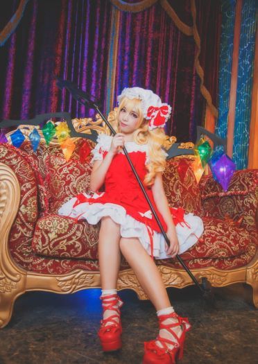 【授权】东方Project 芙兰朵露·斯卡雷特COS