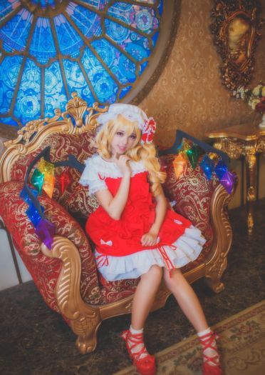 【授权】东方Project 芙兰朵露·斯卡雷特COS