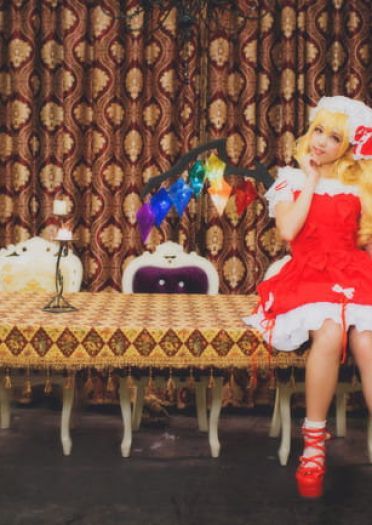 【授权】东方Project 芙兰朵露·斯卡雷特COS