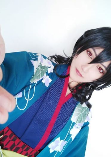 COS眼妆教程 万用少年眼妆