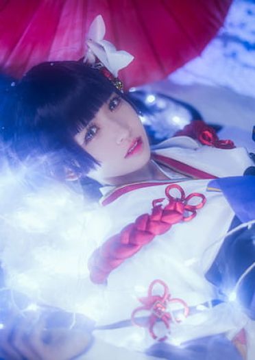 阴阳师手游 雪女 见月之樱皮肤COS