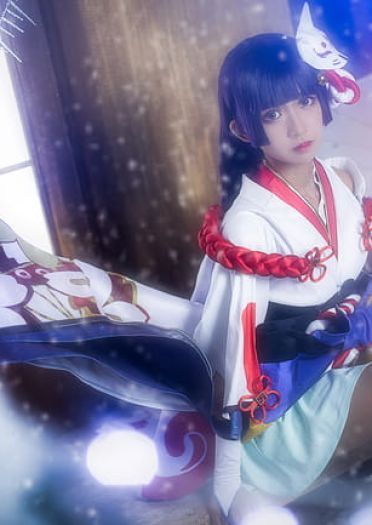 阴阳师手游 雪女 见月之樱皮肤COS