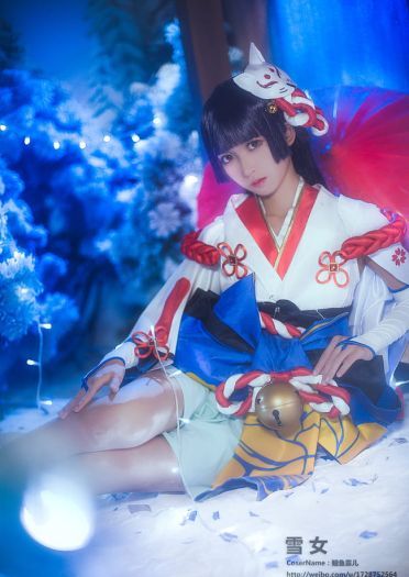 阴阳师手游 雪女 见月之樱皮肤COS