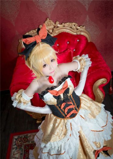 萌妹与伪娘的演绎，从零开始的异世界COS集