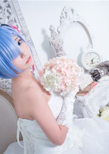 萌妹与伪娘的演绎，从零开始的异世界COS集