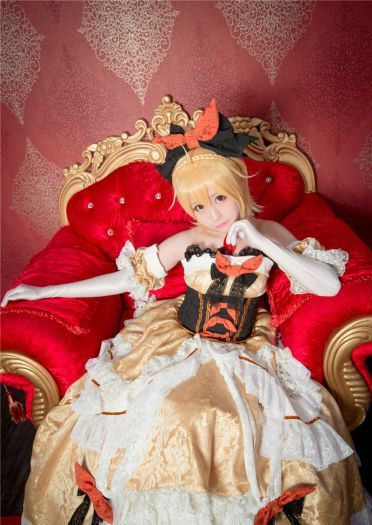 萌妹与伪娘的演绎，从零开始的异世界COS集