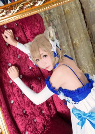 萌妹与伪娘的演绎，从零开始的异世界COS集