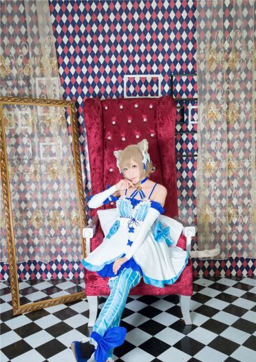 萌妹与伪娘的演绎，从零开始的异世界COS集