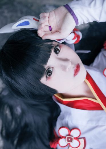 看一眼就被冻住 阴阳师手游式神雪女cos(1)