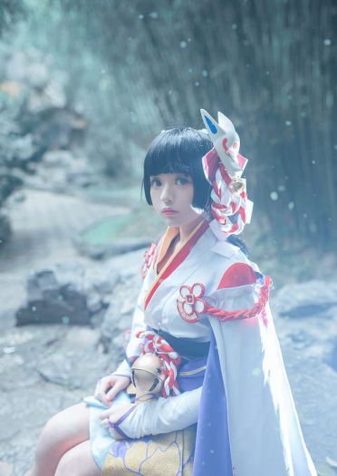 看一眼就被冻住 阴阳师手游式神雪女cos(1)