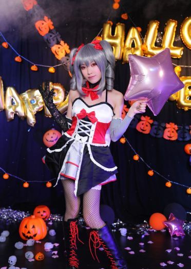 偶像大师灰姑娘女孩 神崎兰子万圣节COS 万圣节快乐