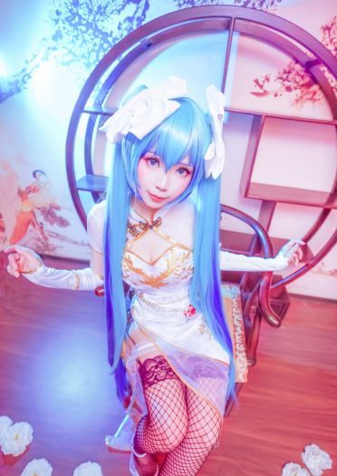 初音未来MIKU  金絲雀ver.COS