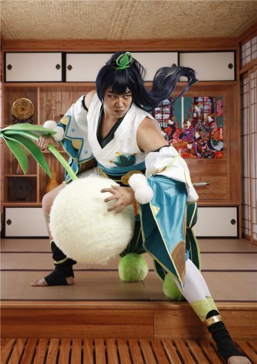 让爸爸来奶一口吧！草爹在家的日常 莹草cosplay