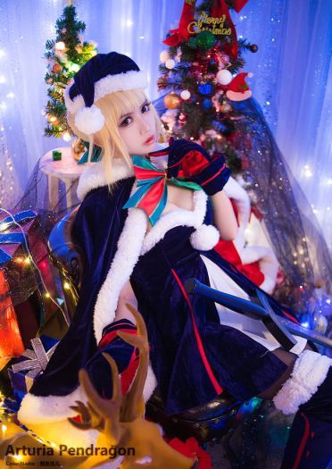 Fate圣诞装黑saber 阿尔托莉雅・潘德拉贡COS