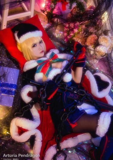 Fate圣诞装黑saber 阿尔托莉雅・潘德拉贡COS