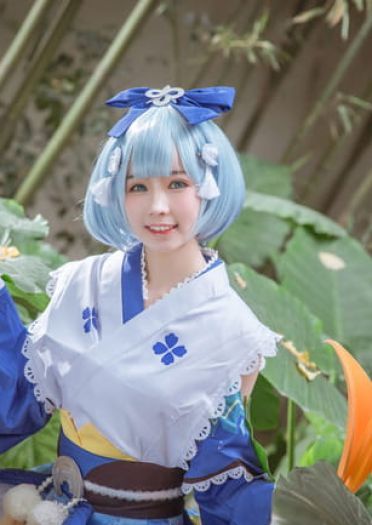 网易手游阴阳师 莹草丹枫秋意 cosplay(1)