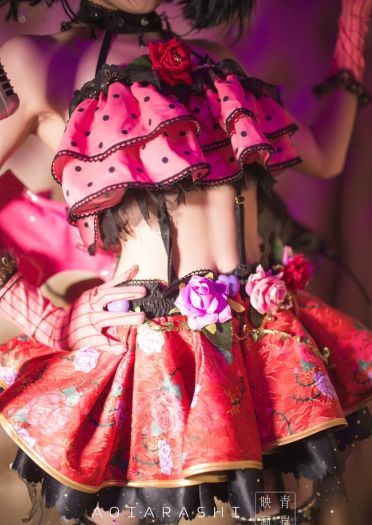 新人完美cos矢泽妮可 小恶魔觉醒