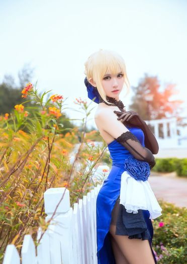Fate saber 梦幻公主蓝礼服COS