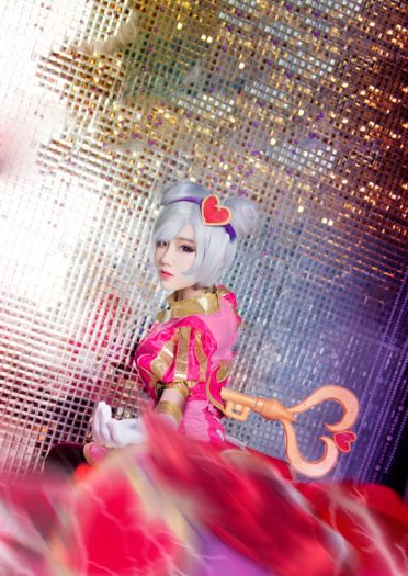 英雄联盟 觅心魔灵 奥莉安娜(1)