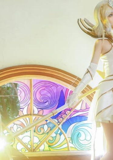 英雄联盟 大元素使拉克丝 cosplay(1)