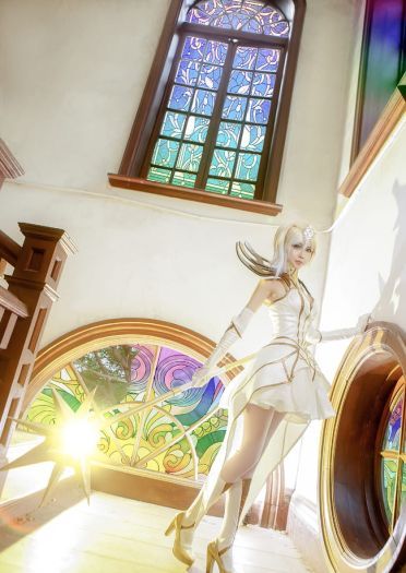 英雄联盟 大元素使拉克丝 cosplay(1)