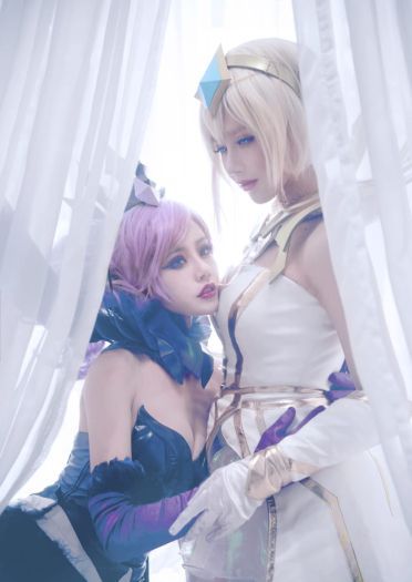 英雄联盟大 元素使拉克丝 光&暗 高清cos写真