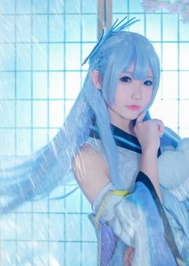 冰冷的雪中少女 阴阳师雪女COS