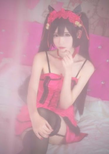 约会大作战 时崎狂三 桃色睡衣黑丝诱惑cosplay
