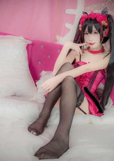 约会大作战 时崎狂三 桃色睡衣黑丝诱惑cosplay