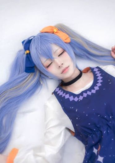 VOCALOID 初音未来 雪miku cosplay