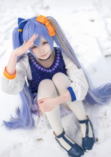 VOCALOID 初音未来 雪miku cosplay
