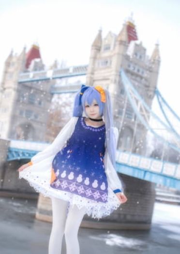 VOCALOID 初音未来 雪miku cosplay