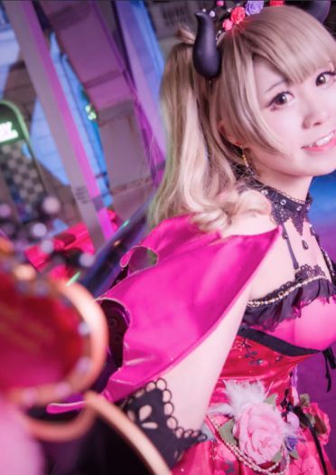 小恶魔觉醒南小鸟COS 准备好被吃掉了吗？