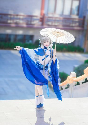 VOCALOID 洛天依 冬至芍药 cosplay(1)