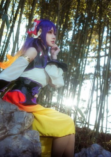 仙剑奇侠传幻 璃镜颜彤 cosplay