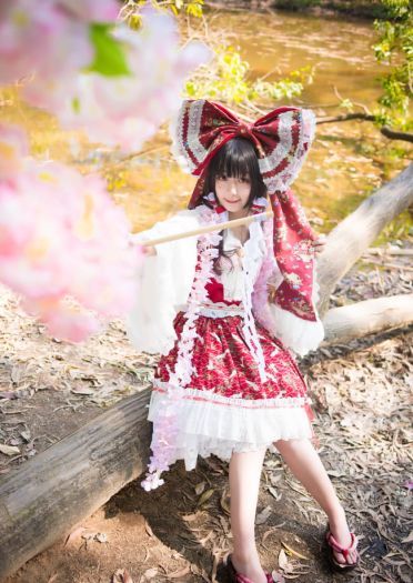 东方project 博丽灵梦 cosplay(1)