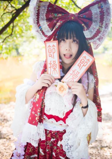 东方project 博丽灵梦 cosplay(1)