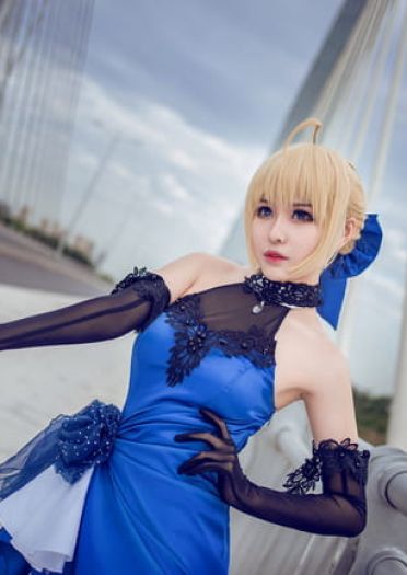 Saber蓝礼服.ver COS