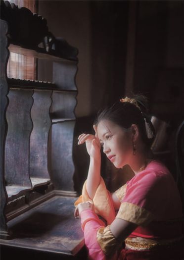 【俗世·生·上】轻罗·七秀成女