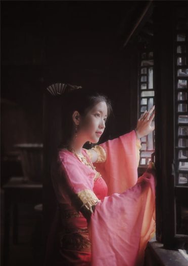 【俗世·生·上】轻罗·七秀成女