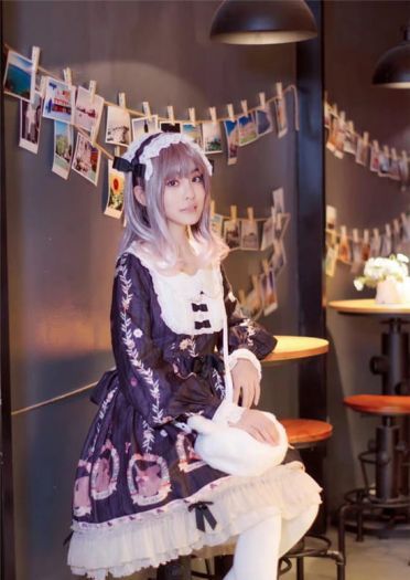 洛丽塔松林物语