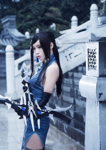 剑网三 唐门旗袍装COS