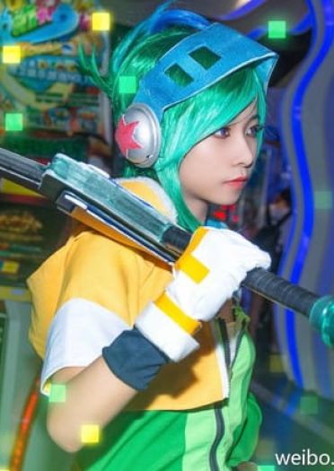 英雄联盟 放逐之刃·锐雯 电玩勇者COS