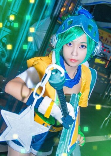 英雄联盟 放逐之刃·锐雯 电玩勇者COS