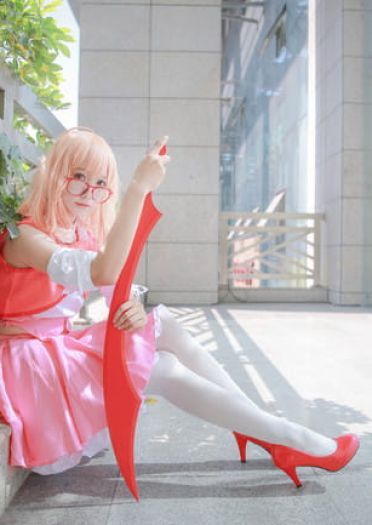 栗山未来•色诱女仆