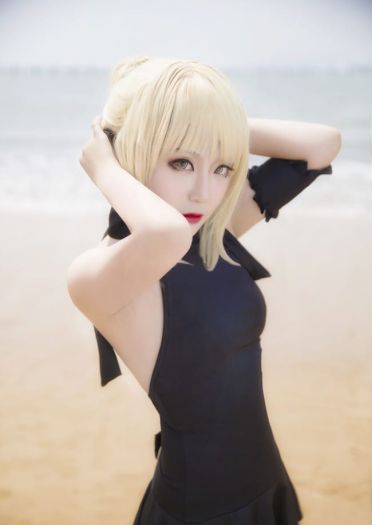 Saber Alter 水着 夏天就是要阳光和沙滩