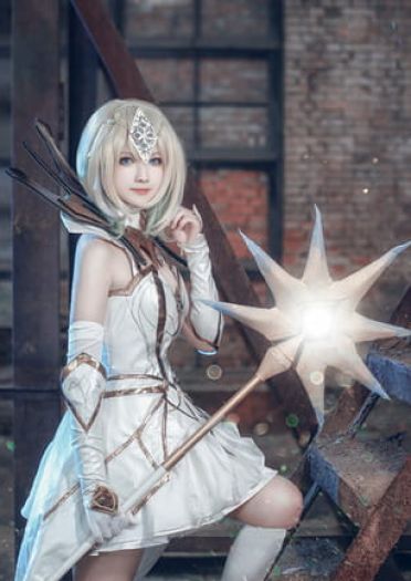 大元素使拉克丝（光）