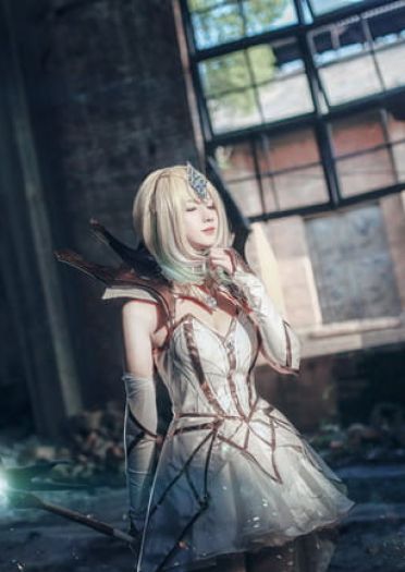 大元素使拉克丝（光）