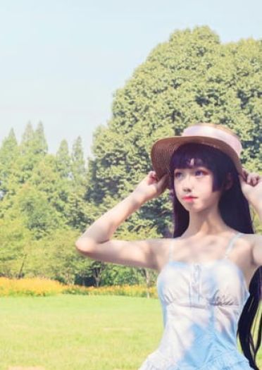 cos正片 黑猫白裙