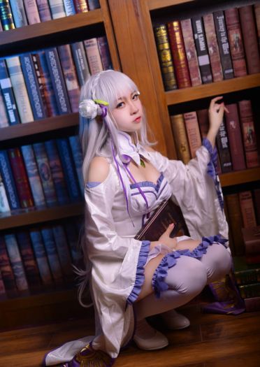 从零开始的异世界生活 艾米莉亚 COS